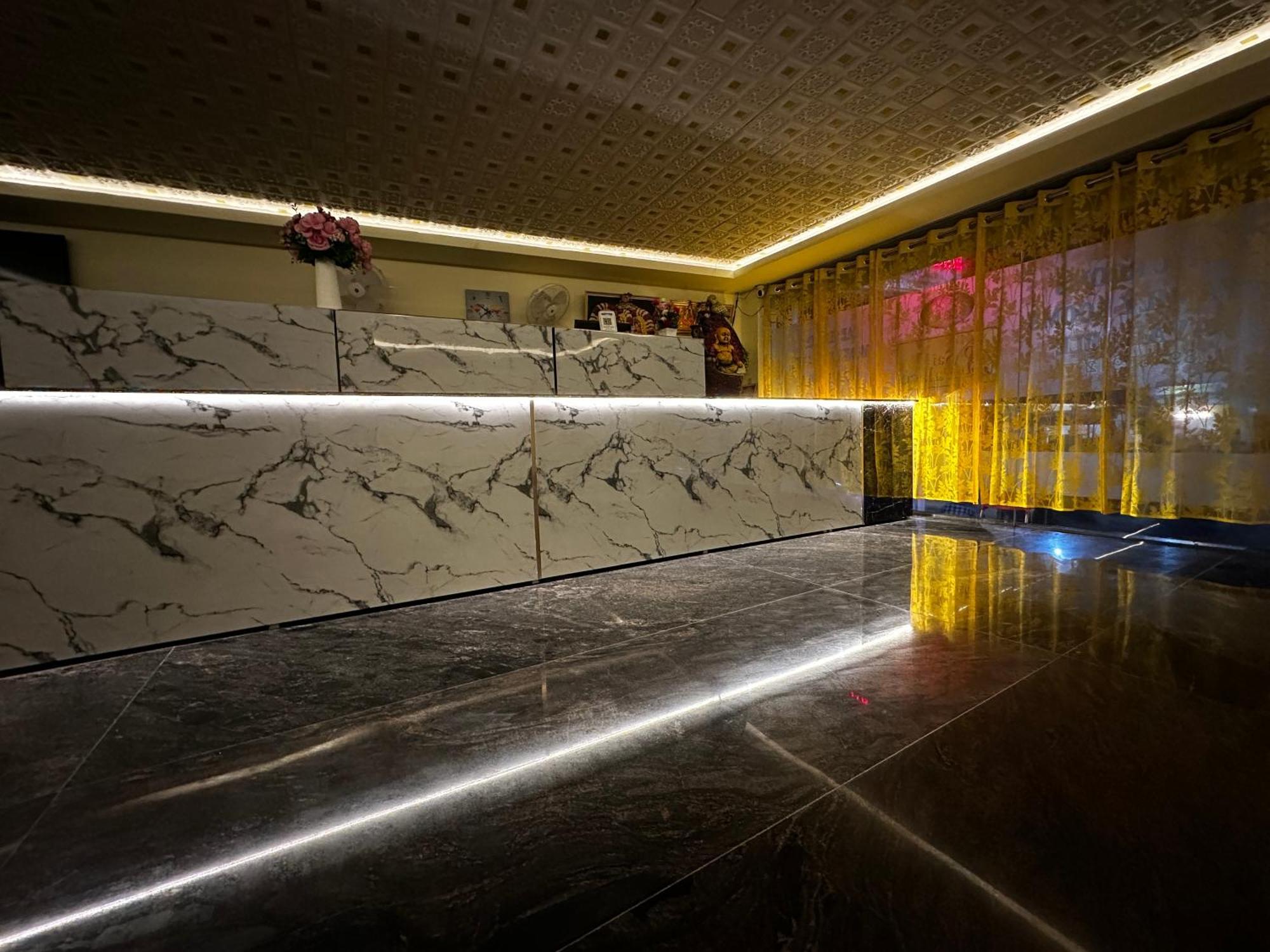 Mps Sai Palace Tiruvannāmalai エクステリア 写真