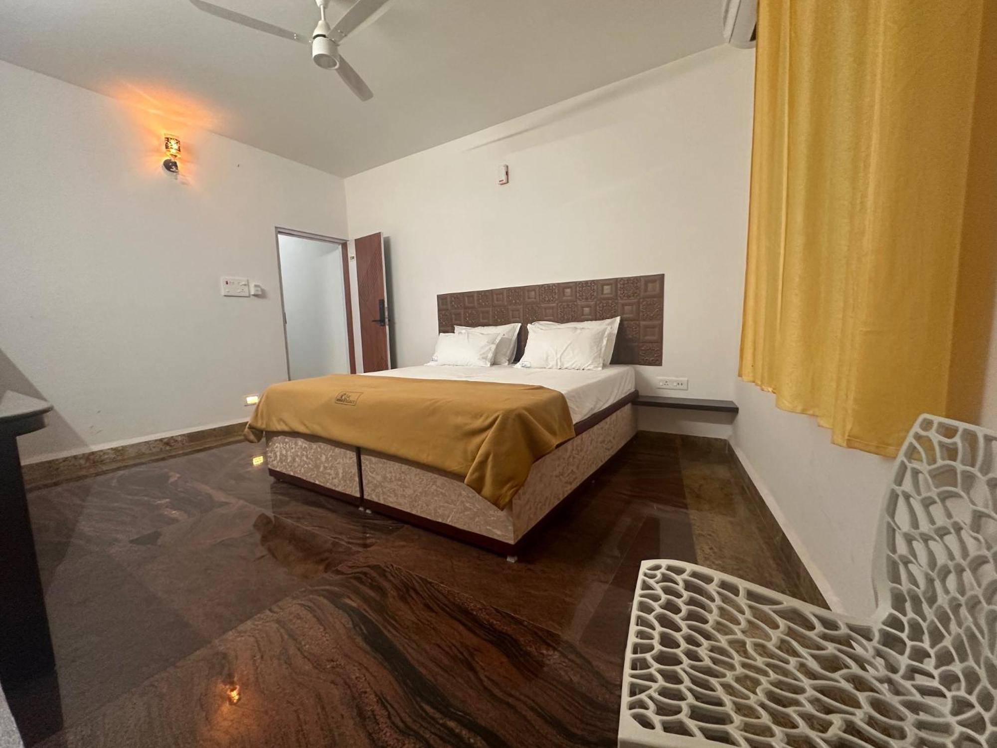 Mps Sai Palace Tiruvannāmalai エクステリア 写真